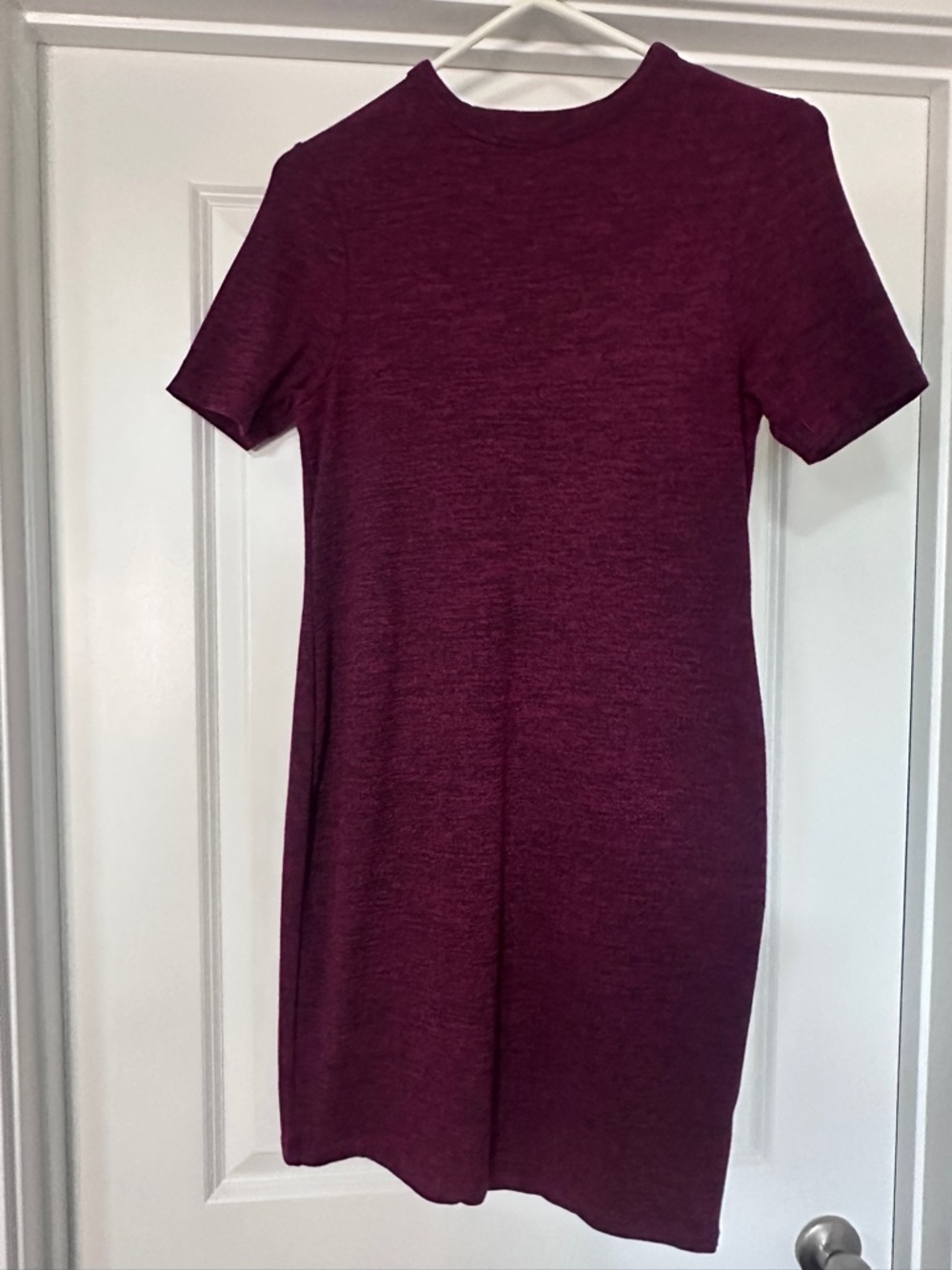 French Connection Heathered Burgundy Short Sleeve Knit Top